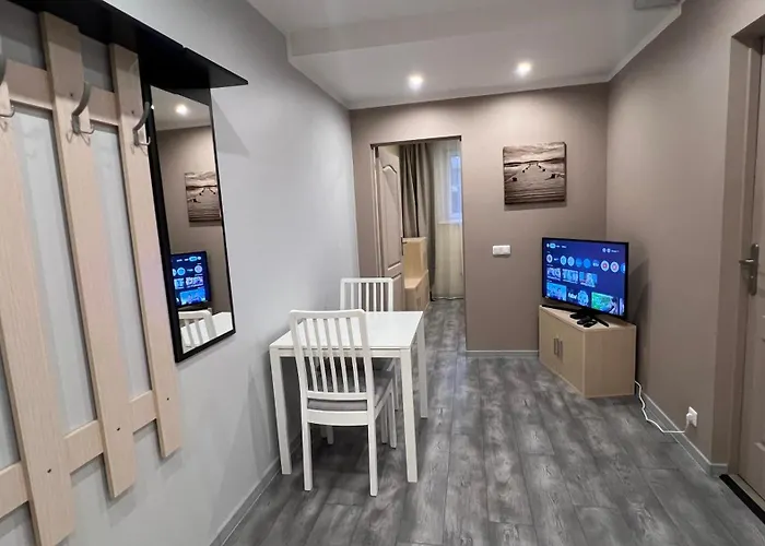 Riverside Promenade Apartment M3
